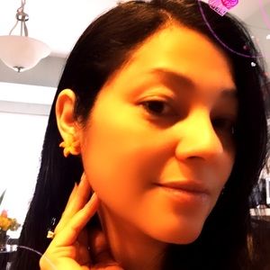 Meet your Posher, Lorena